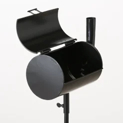 Boltze Sturmaschenbecher Smoker auf Stab