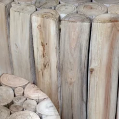 Chic Antique Hocker aus Eukalyptusholz