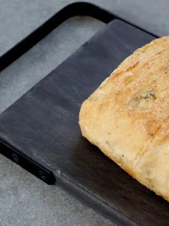 Chic Antique Laon Tapasbrett Mangoholz mit Eisen Henkel