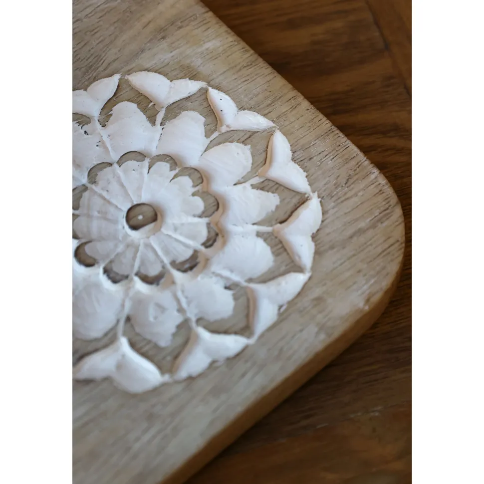 Chic Antique Tours Tapasbrett mit Schnitzereien