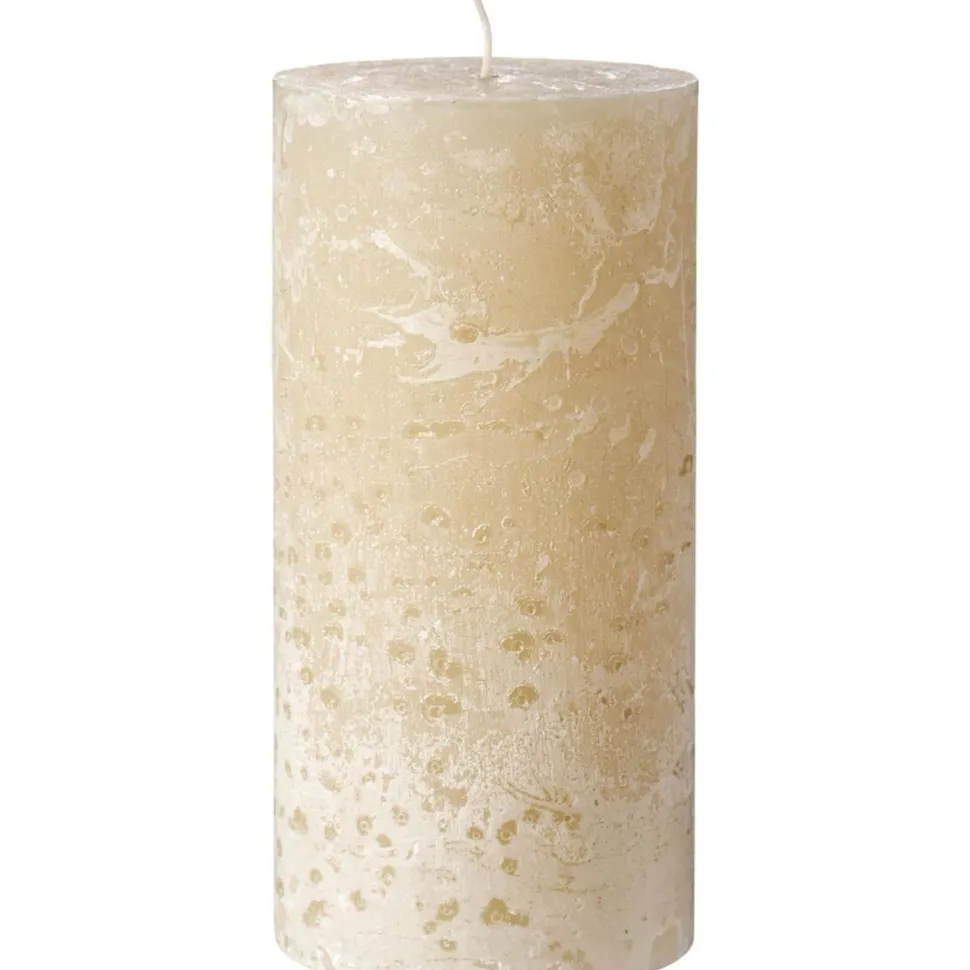 IB Laursen Rustikale Stumpenkerze mit Textur