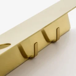 Meraki Regal mit Flaschenhalterung und Hakenleiste